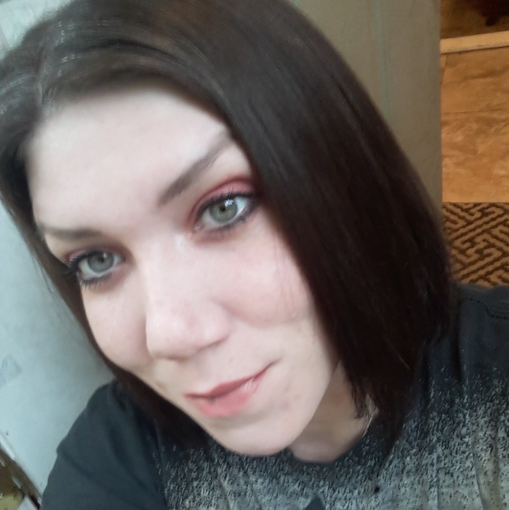 Meet your Posher, Faryn